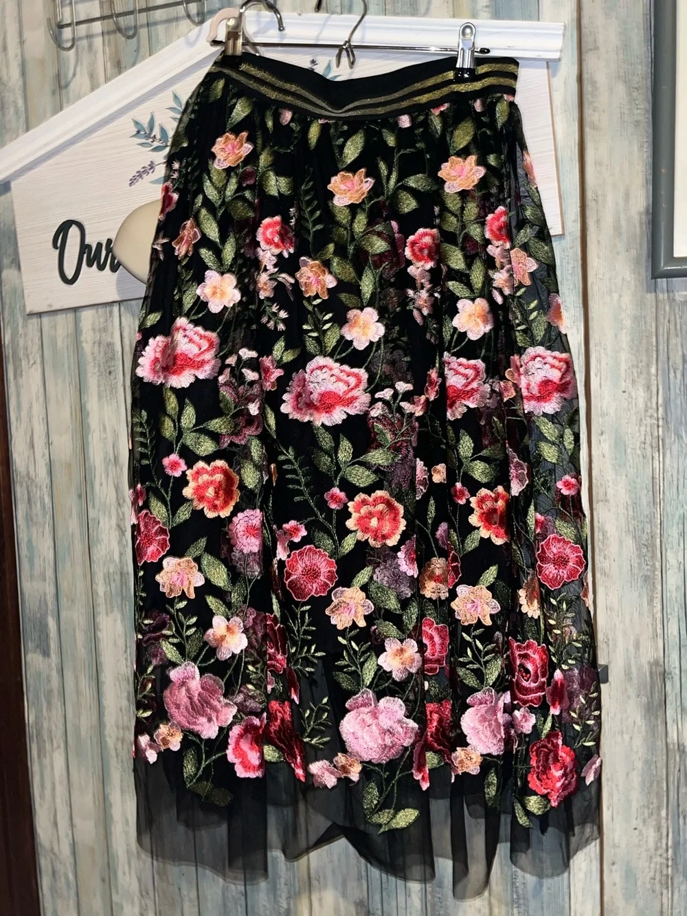 Aratta XL Dark Rose Embroidered Skirt Floral Midi Black Skirt S-2